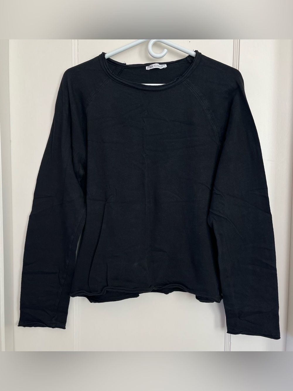 Zara Vintage Effect Raglan Long Sleeve Tee 100% Cotton Black Small